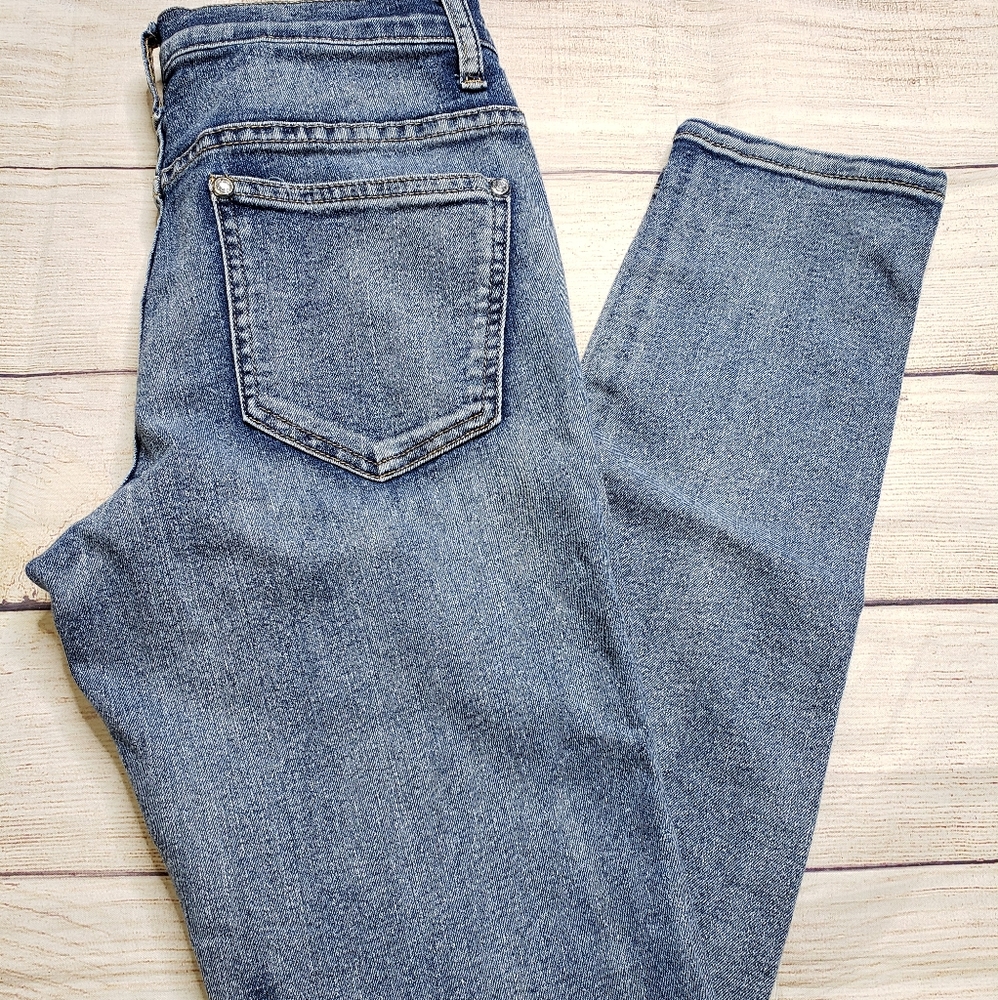 Venus jeans Size 6 Skinny